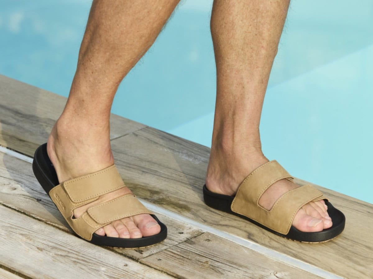 Cool Shoe Corp. Chill Heren Sandalen Tan - Comfortabel & Duurzaam - Afbeelding 2